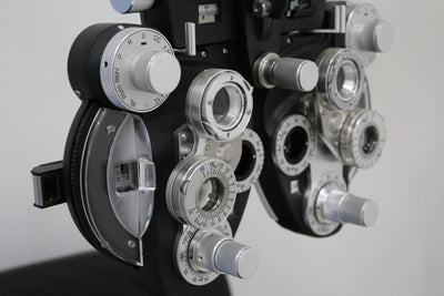 Zeiss enkeltstyrkeglas primært til en afstand eller som læsebriller