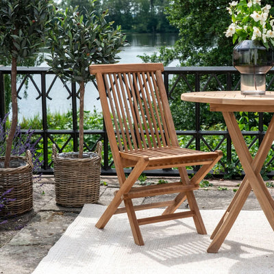 tilbud på 2 teak spisebordsstole fra Altea! Billigt udsalg - Køb online nu! Hurtig levering (1-2 dage) & billig fragt. Varenummer: 3NDC-4560. Spar op til 56%!