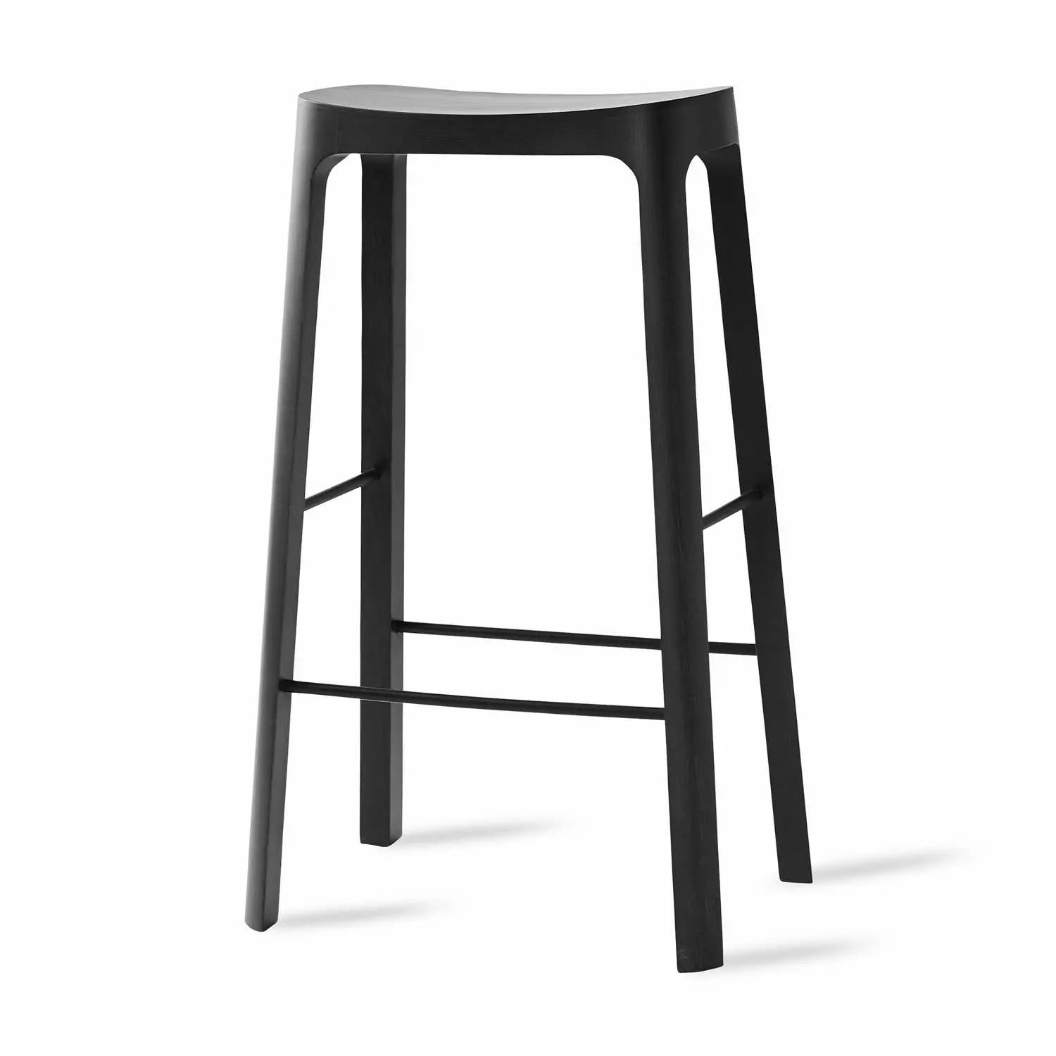 Produktbillede af PLEASE WAIT TO BE SEATED CROFTON SKAMMEL SORT FYRTRÆ SH78 i premium kvalitet
