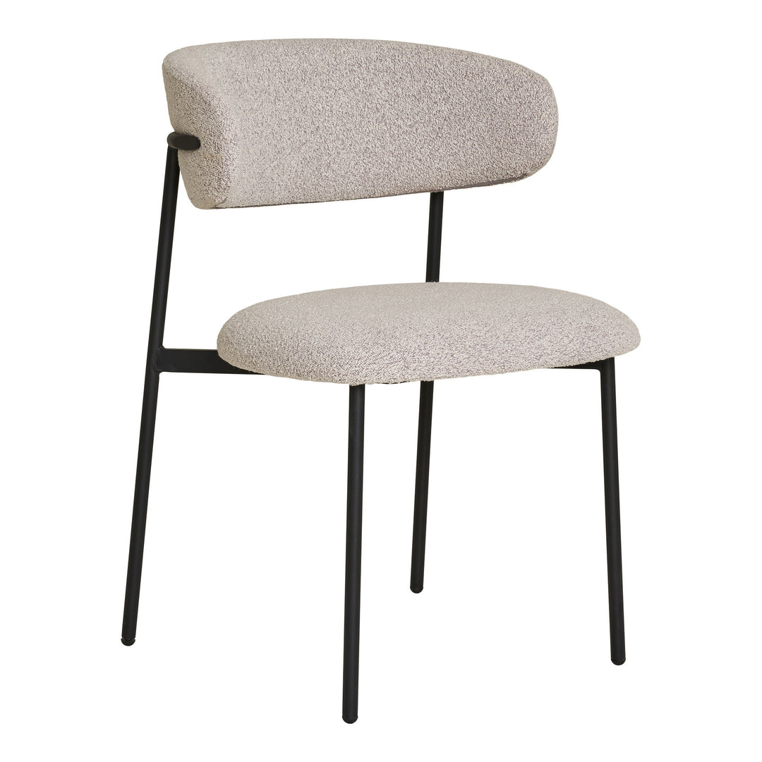 House Nordic Mira spisebordsstol i sand bouclé polyester stof og sort stål