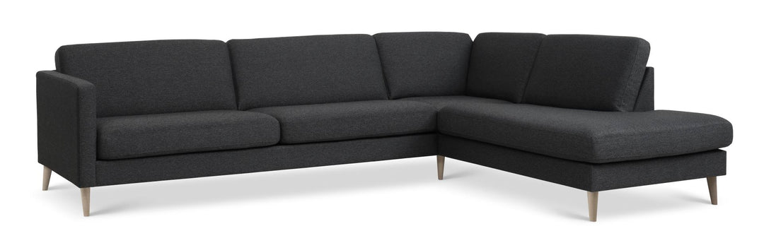 Ask sæt 61 stor OE sofa m. højre chaiselong antracitgrå polyester stof og natur træ
