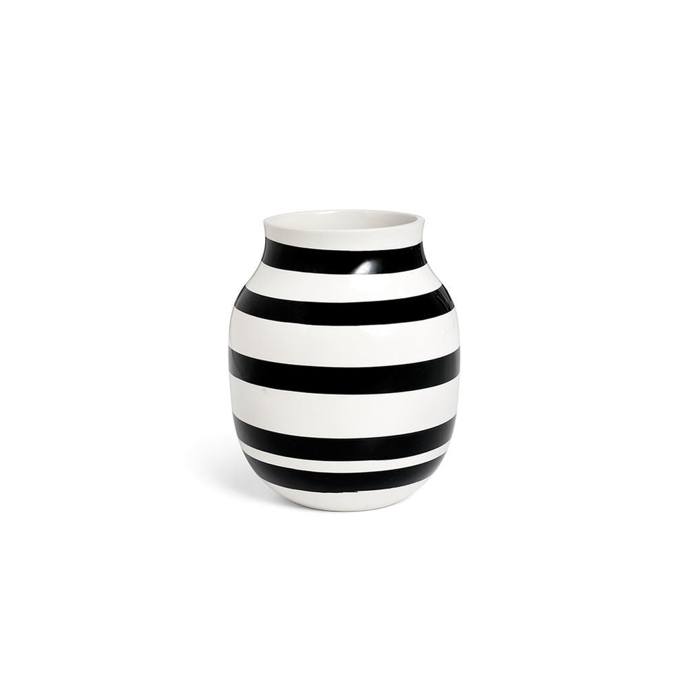 Produktbillede af Kähler Omaggio vase H200 sort i premium kvalitet