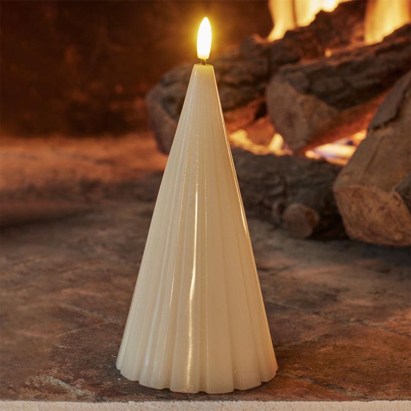 Produktbillede af Sirius Laura Lak Juletræ Hvid Ø10 x H20 cm i premium kvalitet