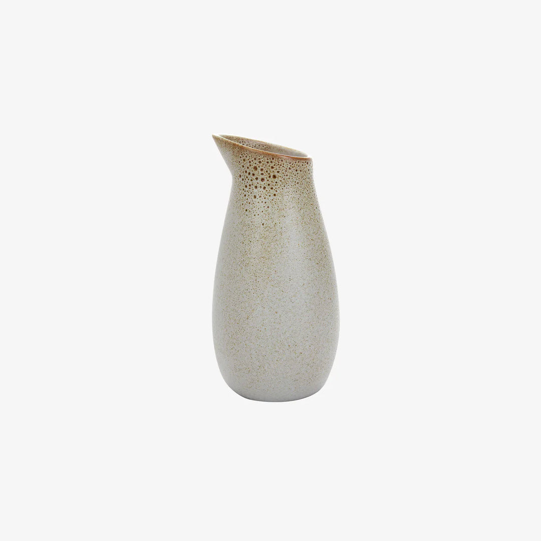 Produktbillede af Aida RAW Sandy Beige vandkaraffel i premium kvalitet