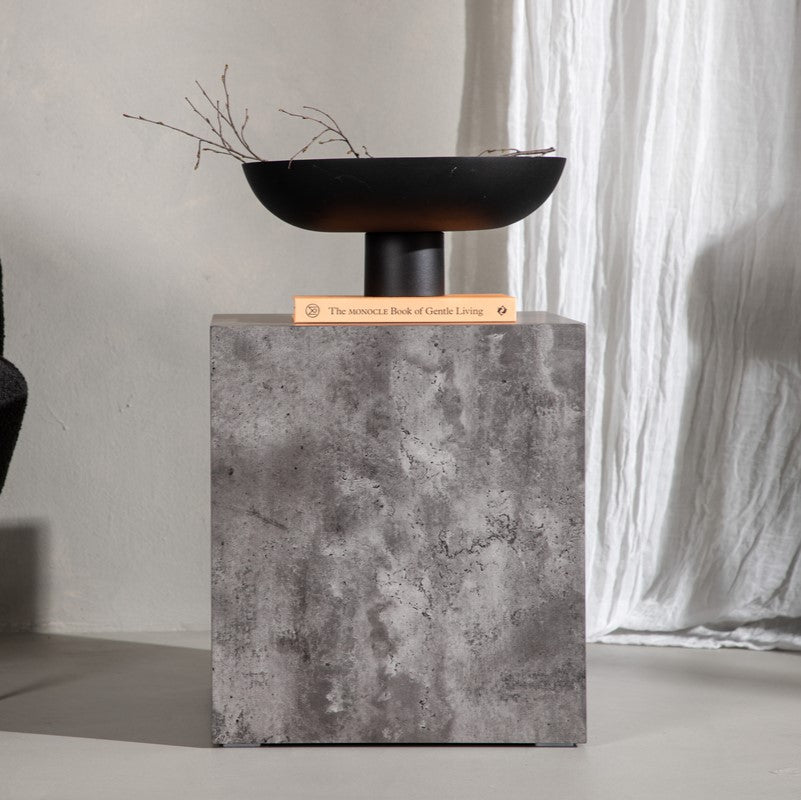 Produktbillede af Blockit Sofabord i beton look 40 x 40 cm. på tilbud i høj kvalitet