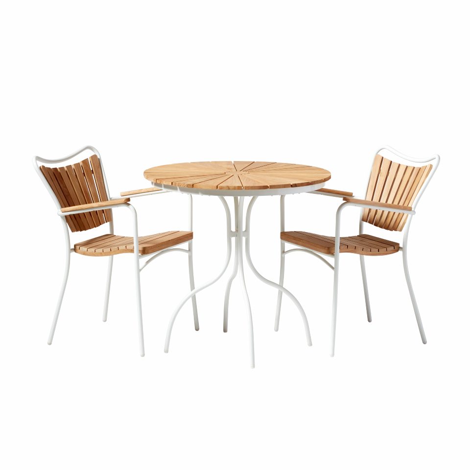 Produktbillede af CINAS ORIGINAL ELLEN HVID ALUMINIUM/STOLE/BORD SÆT TEAK 80 i premium kvalitet