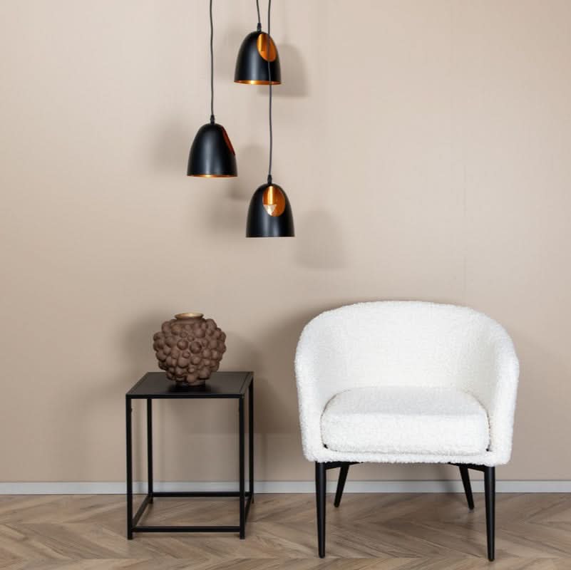 Scarlet hjørnelampe på tilbud! Sort & kobber, 3 skærme. Billig fragt & hurtig levering. Spar op til 61%! Udsalg på lamper > Loftlamper > Hjørnelamper.