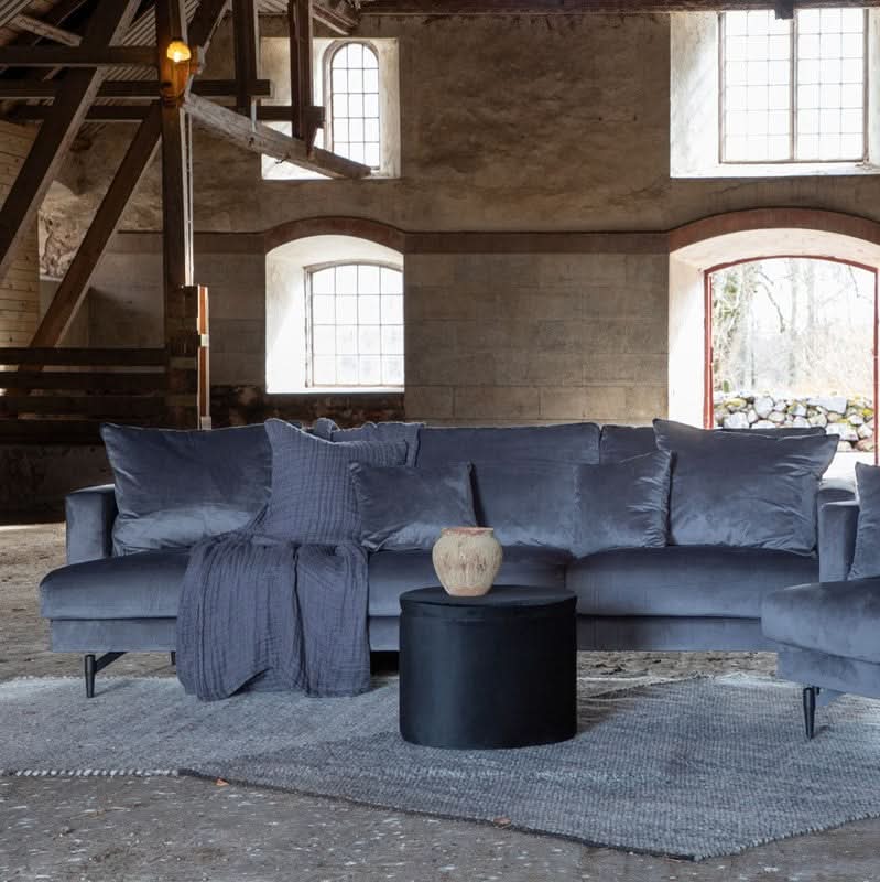 Warden 3-personers sofa i mørkegrå fløjl på udsalg! Billig fragt & hurtig levering (1-2 dage). Spar op til 52% på tilbuddet. Køb online nu!