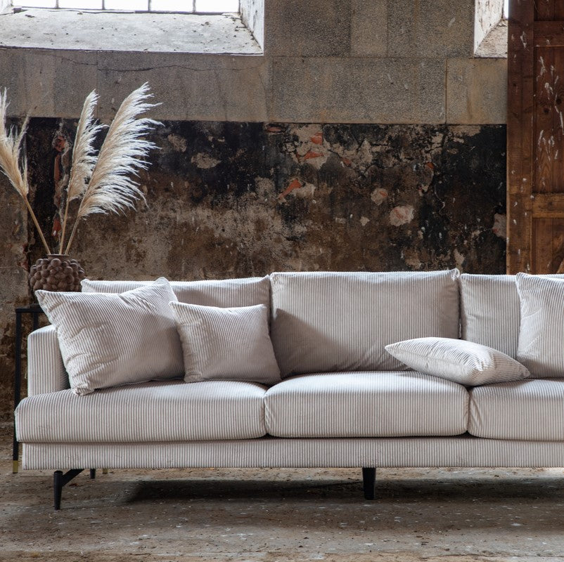Produktbillede af Warden Sofa 3-personers i beige polyester fløjl på tilbud i høj kvalitet