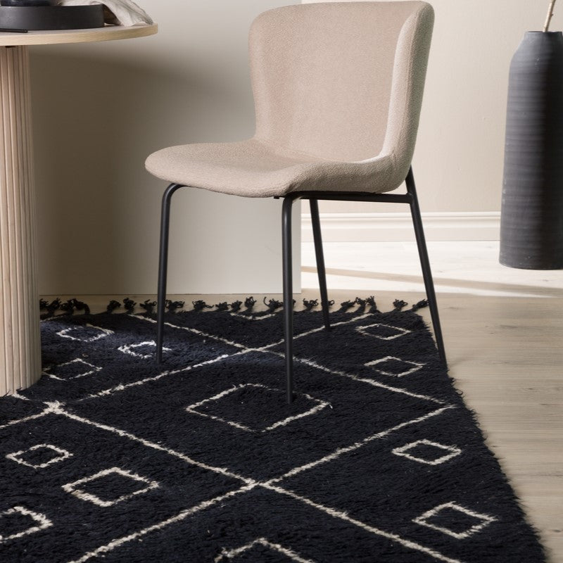 Produktbillede af Nighty- Tæppe i sort uld 160 x 230 cm. på tilbud i høj kvalitet