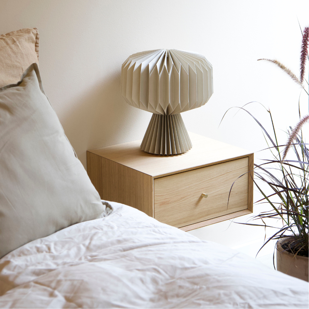The Wood Box 19 Sengebord Væghængt sengebord i olieret eg med skuffe ✔ Kæmpe udvalg i  Storage And Shelves ✔ Billig fragt og hurtig levering 2 - 5 hverdage - Varenummer: STSH-227678 / Ean:  på lager - Udsalg på The Wood Box 19 Olieret eg Spar op til 54% - Over 1312 kendte brands på udsalg