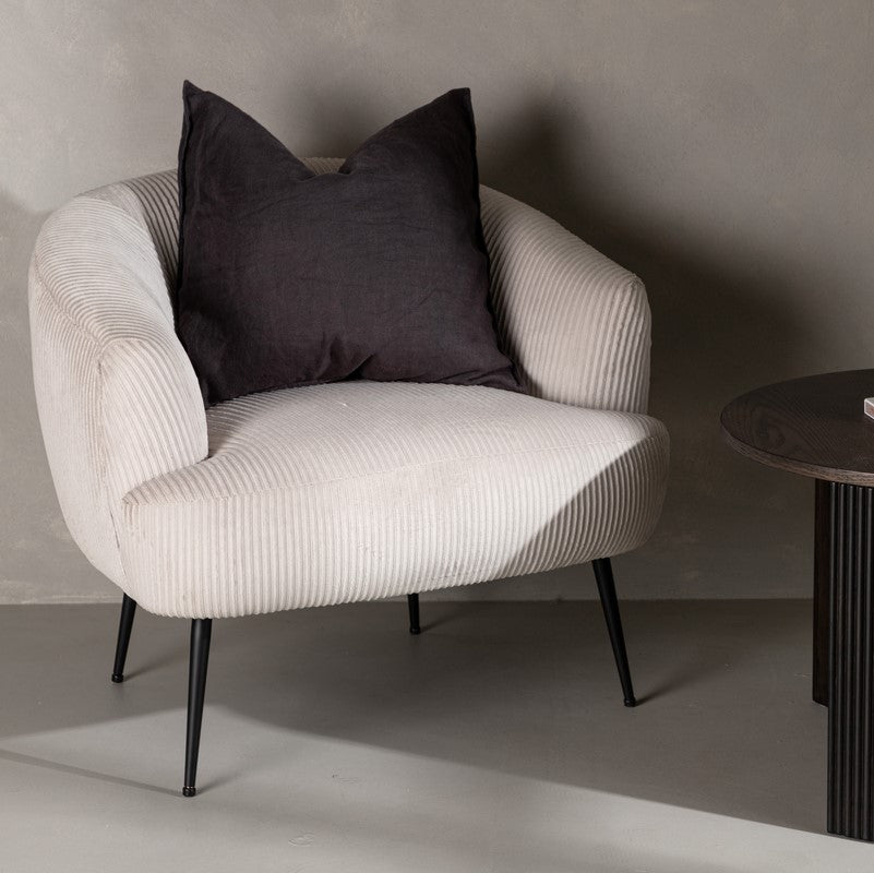 Produktbillede af Derby Lænestol i stribet lyst stof på tilbud i høj kvalitet