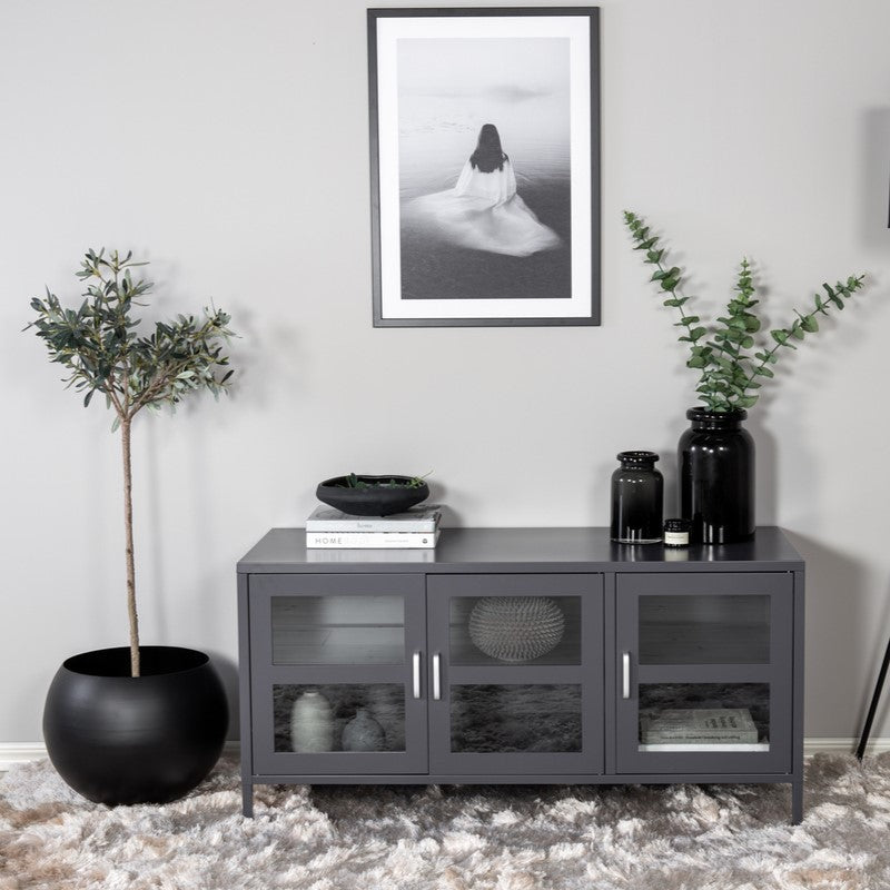 Produktbillede af Ripon Skab i lysegrå metal med glasdøre 58 x 120 cm. på tilbud i høj kvalitet