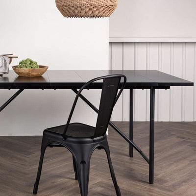 tilbud på Calma spisebord i sort eg, 90x200 cm. Billigt udsalg! Hurtig levering, 1-2 hverdage. Varenummer: 3NDC-5412. Spar op til 51%.