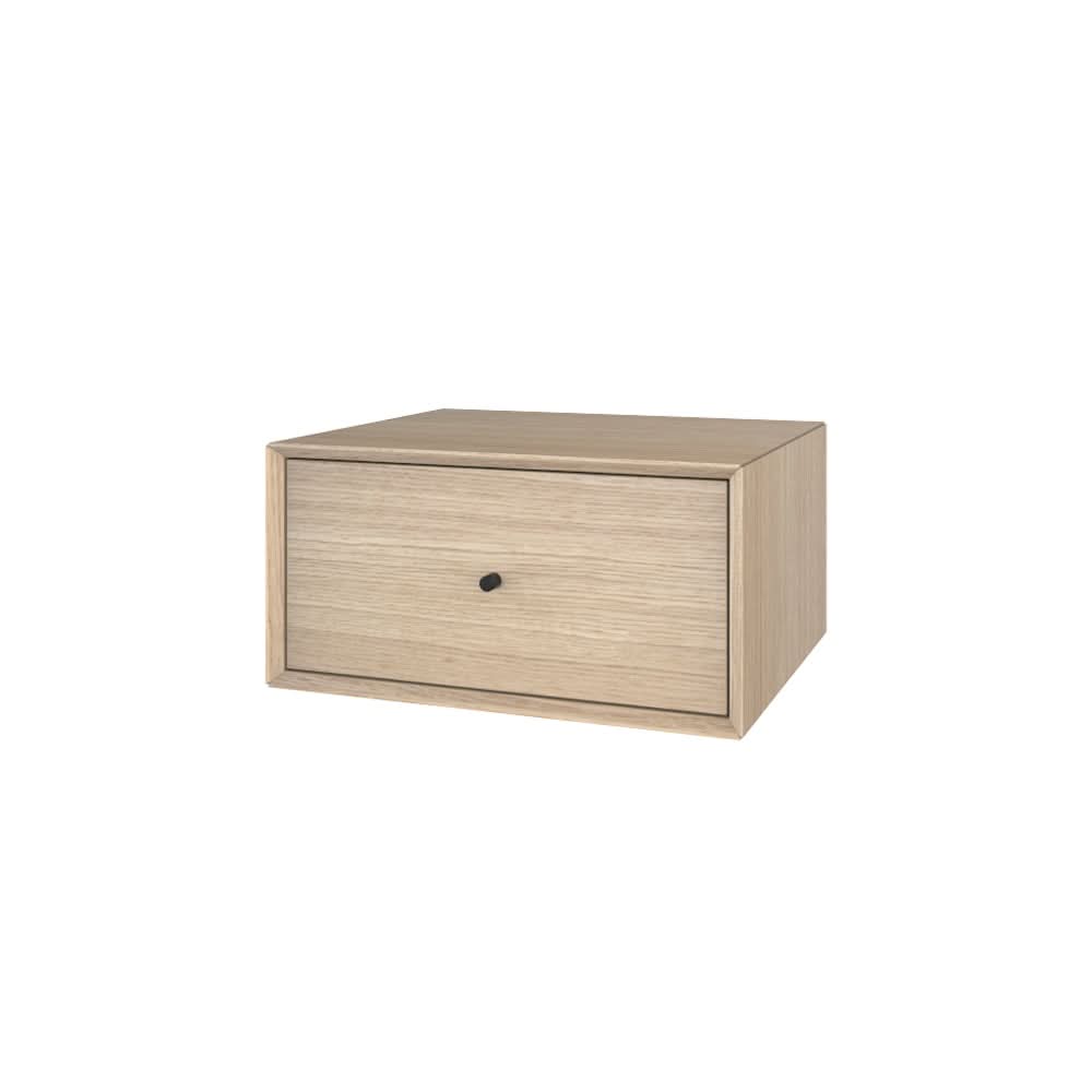 The Wood Box 19 Sengebord Væghængt sengebord i hvidolieret eg med skuffe ✔ Kæmpe udvalg i  Storage And Shelves ✔ Billig fragt og hurtig levering 2 - 5 hverdage - Varenummer: STSH-227707 / Ean:  på lager - Udsalg på The Wood Box 19 White Oiled oak Spar op til 55% - Over 1312 kendte brands på udsalg