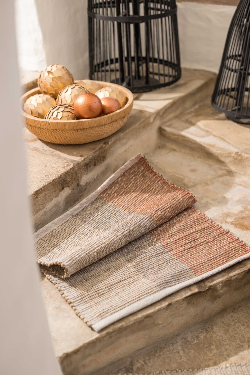 Produktbillede af Rug Karan Terracotta på tilbud i høj kvalitet