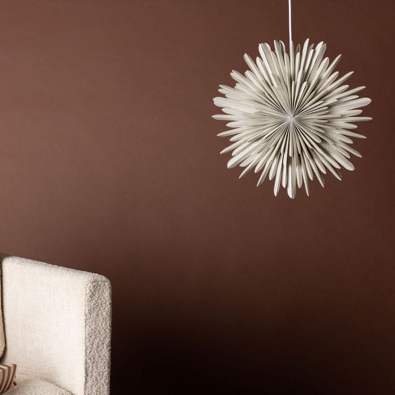 tilbud på Topaz loftlampe i beige papir! 5 størrelser (46 cm) på udsalg. Billig fragt & hurtig levering (1-2 dage). Spar op til 58%!