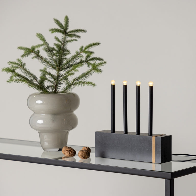 Produktbillede af Ridge- Bordlampe i sort MDF med 4 LED lys på tilbud i høj kvalitet