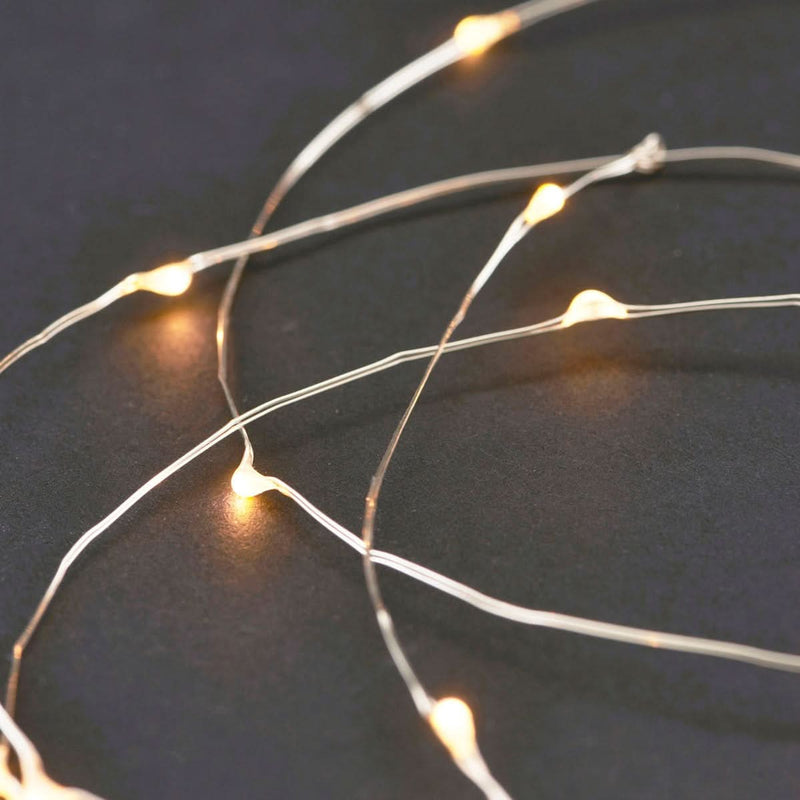 billigt tilbud på Lyskæde i sølv, 10 meter lang! Udsalg på Boligtilbehør > Julen 2024 > Julepynt. Spar op til 65%. Hurtig levering: 1-2 hverdage.