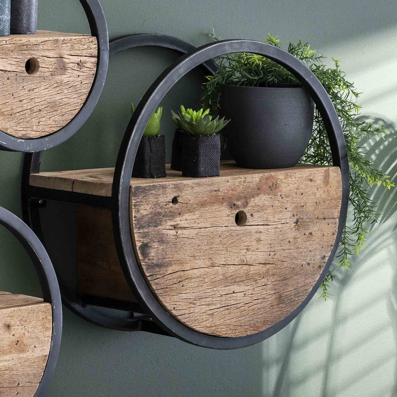 billigt tilbud på Rustico rund væghylde i genbrugstræ, ø 50 cm. Udsalg på 3-nordic med hurtig levering. Spar op til 52%.