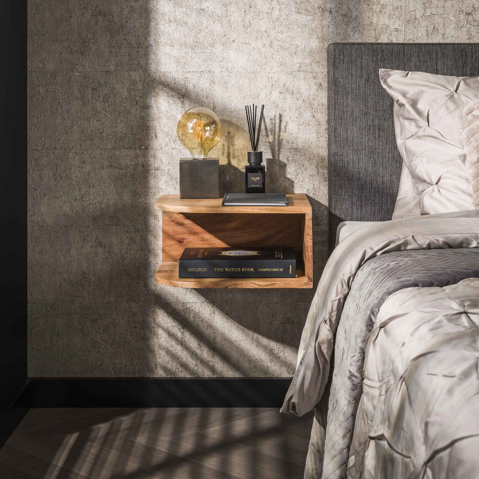 billige sengeborde i massiv akacietræ på udsalg! 2 stk. i tilbud. Hurtig levering, billig fragt. Spar op til 54%.