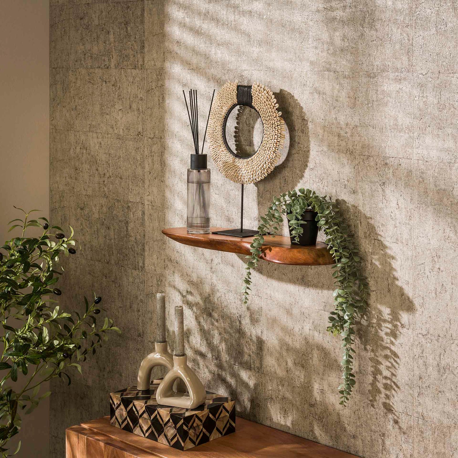 Produktbillede af Lott Hylde i massiv akacietræ længde 60 cm. på tilbud i høj kvalitet