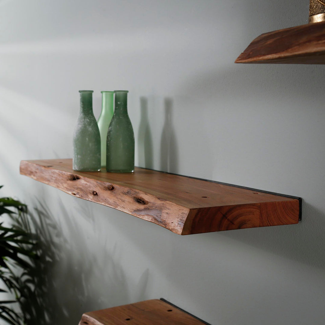 Produktbillede af Patio Væghylde i massiv træ 120 cm på tilbud i høj kvalitet