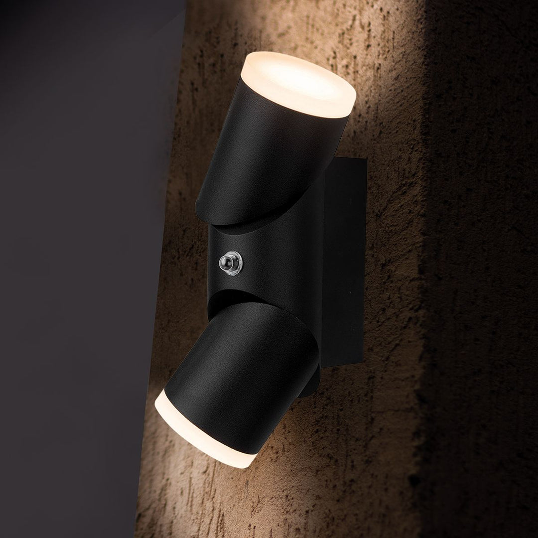 Produktbillede af Burgos udendørslampe i sort metal og glas på tilbud i høj kvalitet