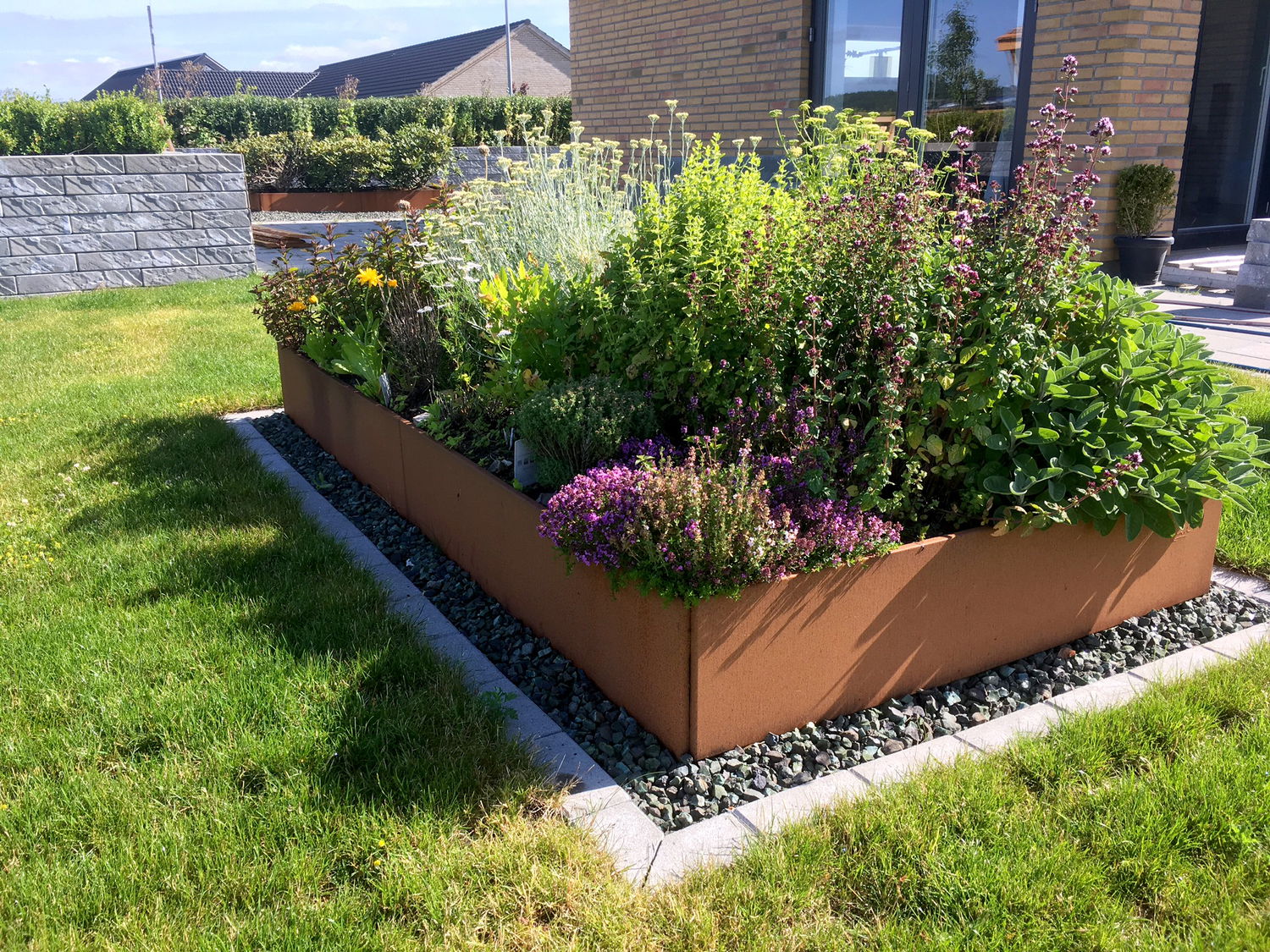 Produktbillede af Aflange højbede 40x80cm 25cm høj Råjern Uden bundplade på tilbud i høj kvalitet