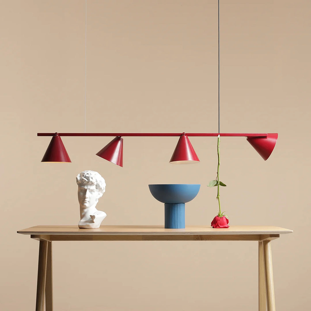 Produktbillede af Frigg Loftlampe i vinrød metal på tilbud i høj kvalitet