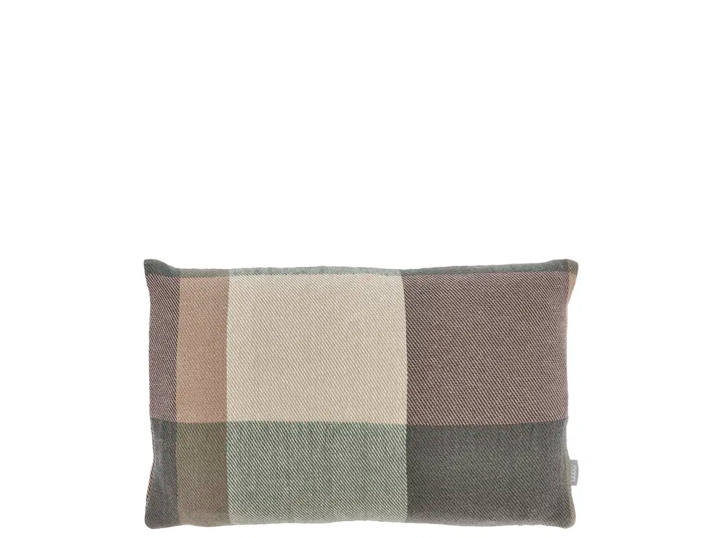 Produktbillede af Södahl Pudebetræk 30x50 cm Embrace Forest green i premium kvalitet