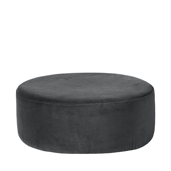 Produktbillede af Broste CPH Puf i velour sort i premium kvalitet