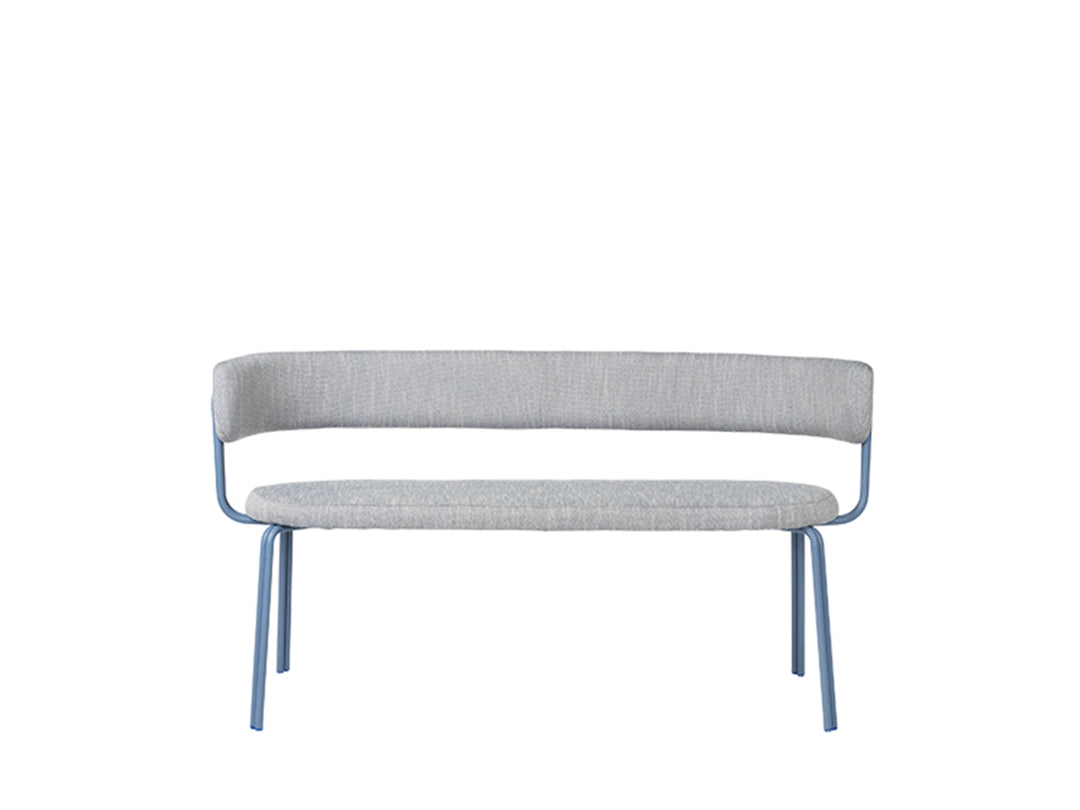 Produktbillede af Broste CPH "ODA" bænk tekstil blå 140 i premium kvalitet