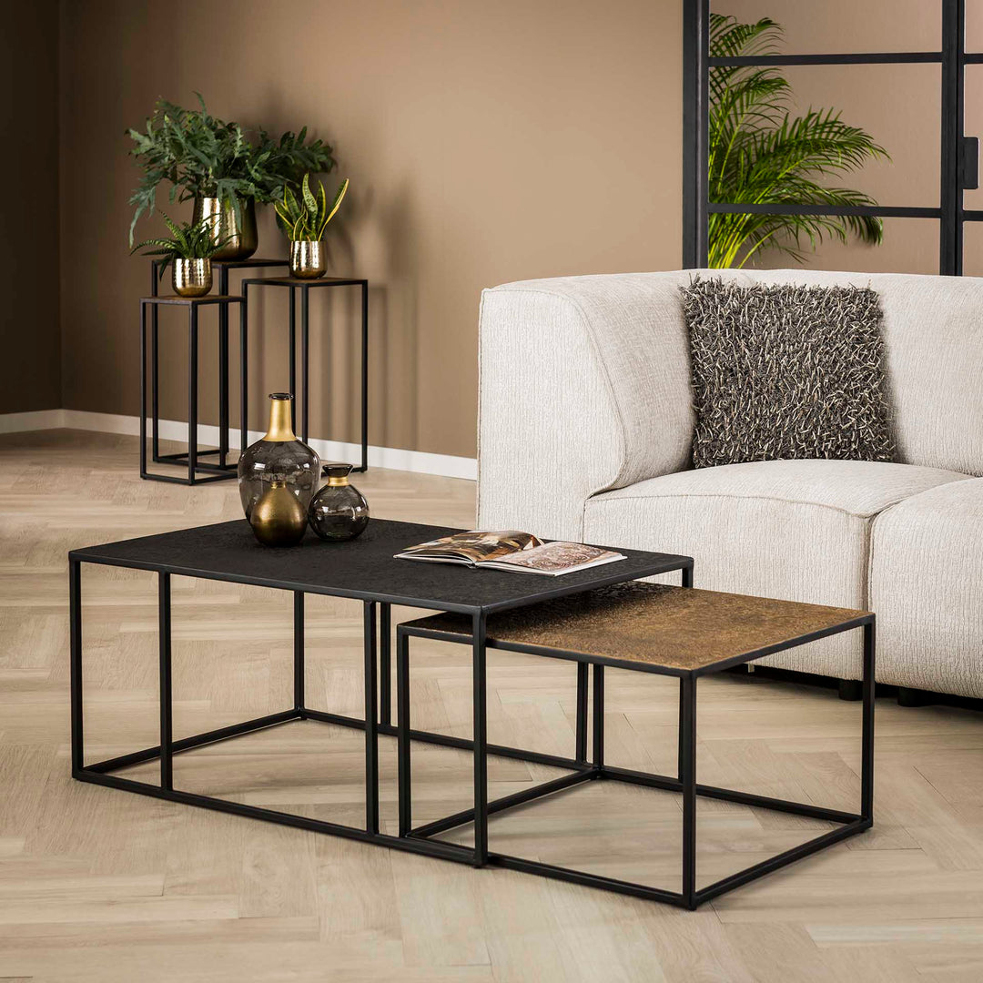 Produktbillede af Ikaros sofabordssæt med to borde i metallic sort og antik bronze på tilbud i høj kvalitet