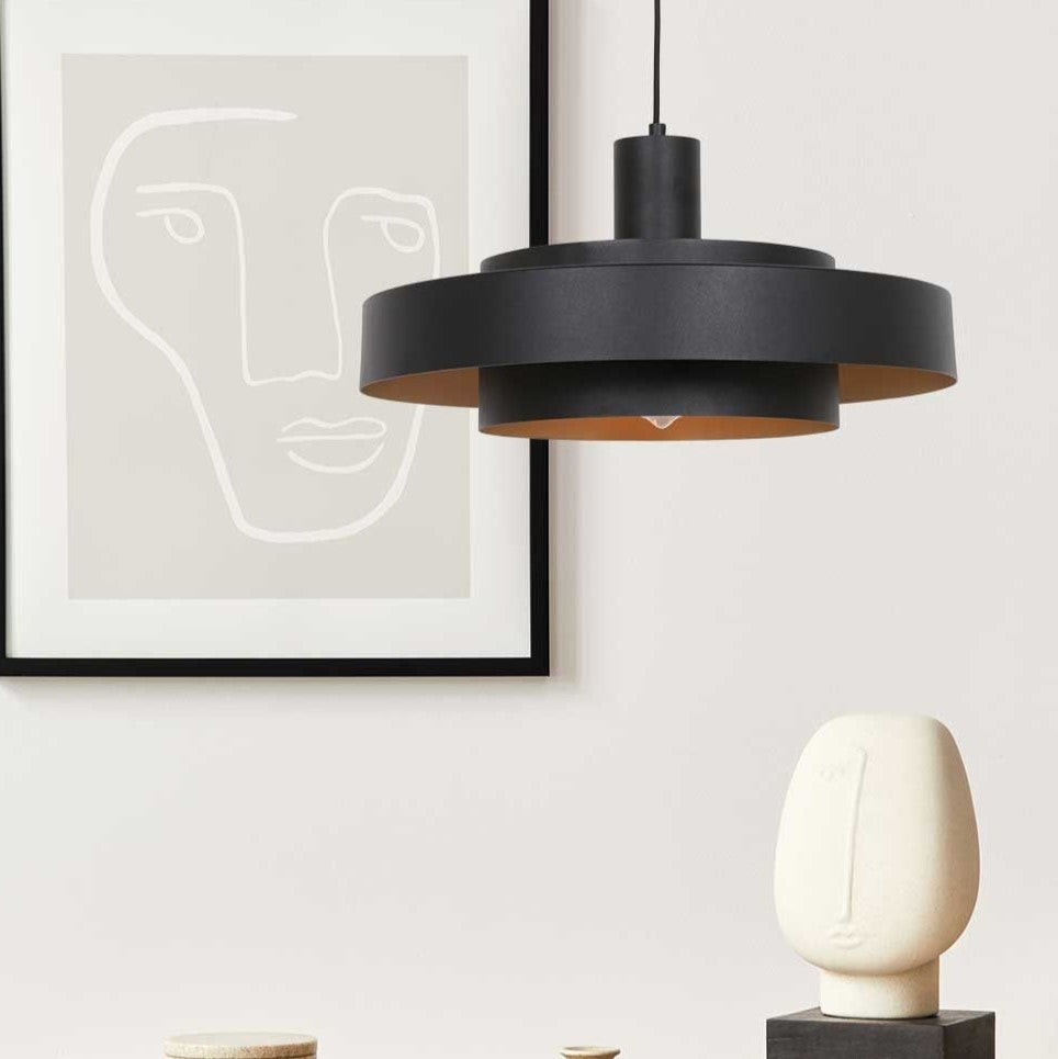 Produktbillede af Doble loftlampe i sort metal på tilbud i høj kvalitet