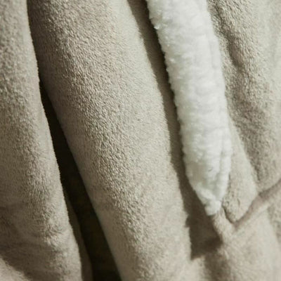 V3H473522FAA47FC5A3A79691353F6A0C95R5764857P2