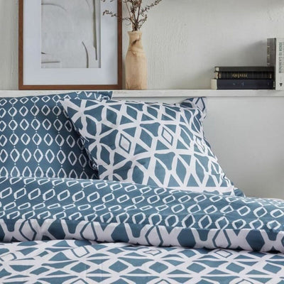 V3HE76E6672D571A2F9A7CFDD9B760E0D93R5819673P3