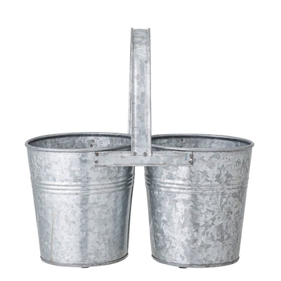 Bloomingville - Jessy Urtepotteskjuler, Grå, Galvaniseret jern H26 cm ❤ Stort online udvalg i Bloomingville ❤ Billig fragt og hurtig levering 2 - 5 hverdage - Varenummer: BGH-47585227604298 / Ean: '5711173269945 på lager - Udsalg på Alle produkter (Lagerbeholdning er større end 1) Spar op til 57% - Over 454 design mærker på udsalg