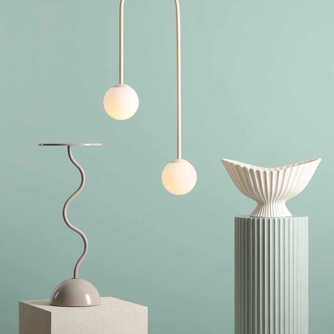 Produktbillede af Novus Loftlampe i cremefarvet metal og glas på tilbud i høj kvalitet