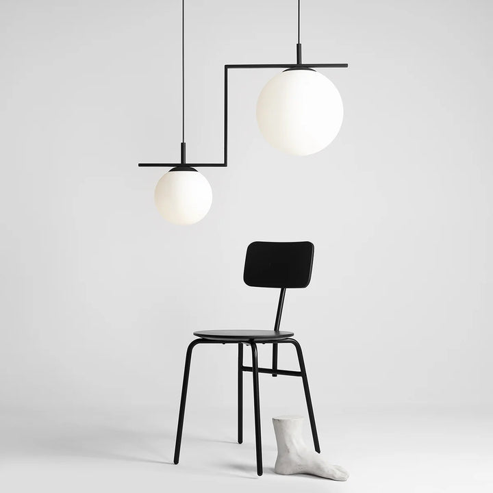 Moma - Loftlampe i sort metal og to farver glas