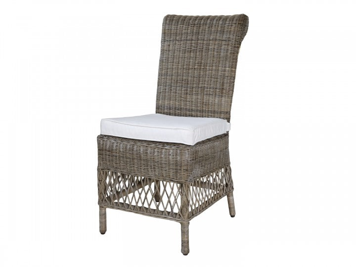 Produktbillede af CHIC ANTIQUE GL. FRANSK SPISEBORDSSTOL FLET M/HYNDE 100 i premium kvalitet