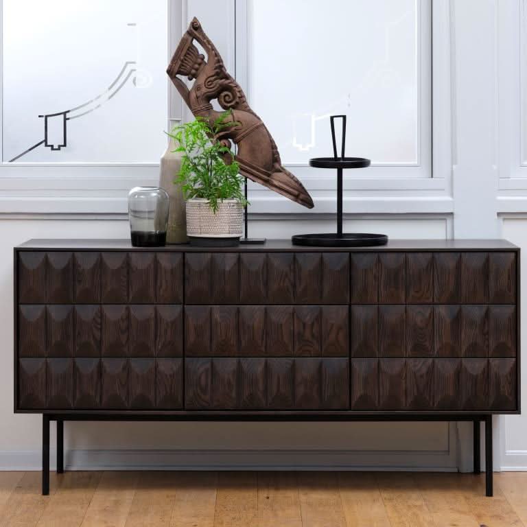 billige Nevada skænke i brun eg på udsalg! Stort udvalg, hurtig levering og billig fragt. Spar op til 62% på 3-nordic. Køb nu!