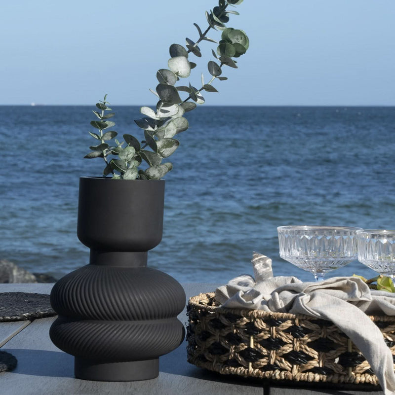 billigt tilbud på Wader vai sort glas! Udsalg på Boligtilbehør > Vaser. Spar op til 54%. Hurtig levering: 1-2 hverdage.