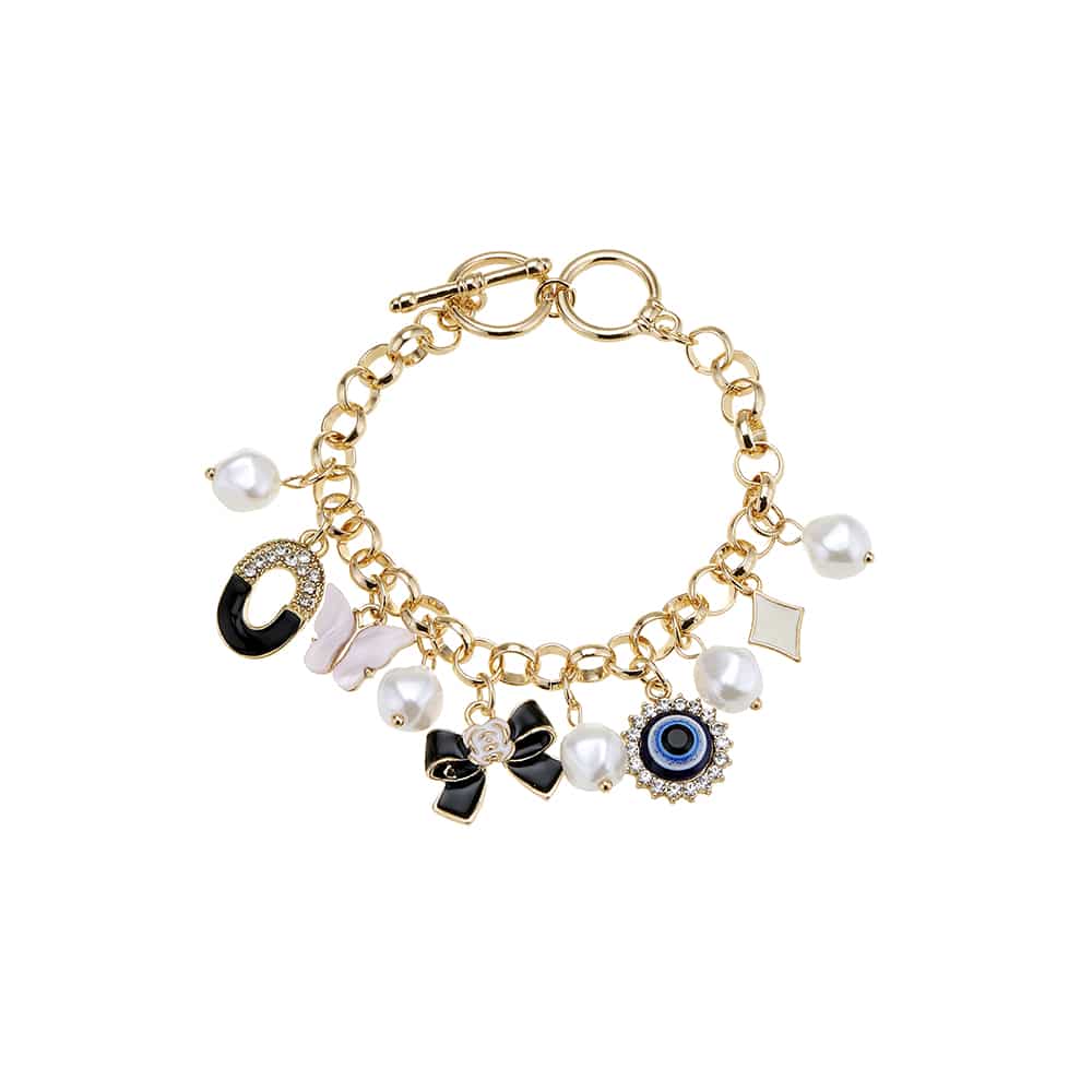 Produktbillede af Armbånd med mange flotte charms & perler på tilbud