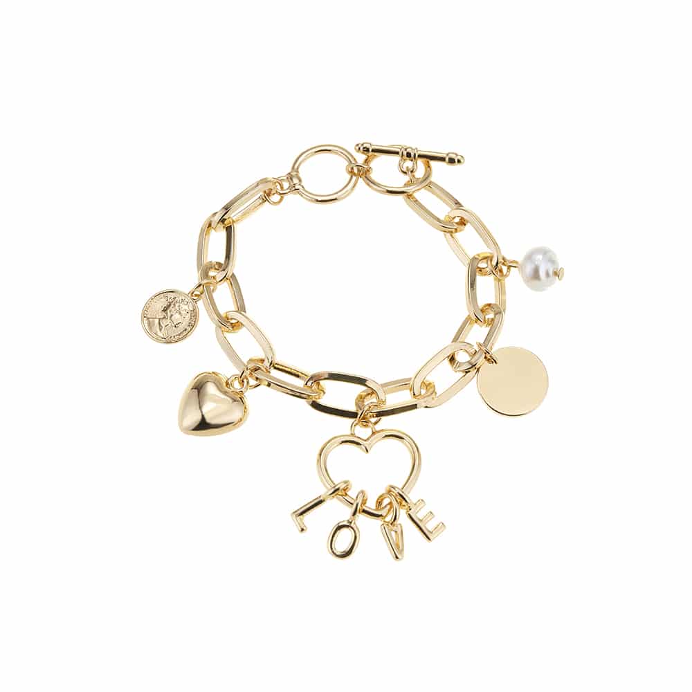 Produktbillede af Køb Armbånd med LOVE vedhæng og søde charms på tilbud
