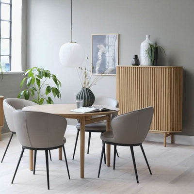billigt tilbud på Retiro spisebord i eg med tillægsplade! Spar op til 64% på udsalg. Hurtig levering, 1-2 hverdage. Køb online nu!