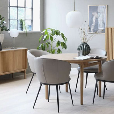 billigt tilbud på Retiro spisebord i eg med 2 tillægsplader! Udsalg på 3-nordic. Køb online nu! Hurtig levering, billig fragt. Spar op til 65%.