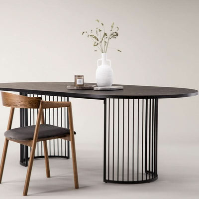tilbud på Iron spisebord i sort egefiner! Billigt udsalg på 3-nordic. Køb online nu! Hurtig levering, 1-2 hverdage. Varenummer: 3NDC-5409. Spar op til 65%.