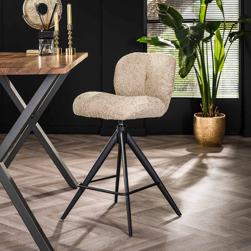tilbud på 2 sandfarvede Bouclè barstole fra Uno! Billigt udsalg - Spar op til 62%. Hurtig levering (1-2 dage) & billig fragt. Køb online nu!