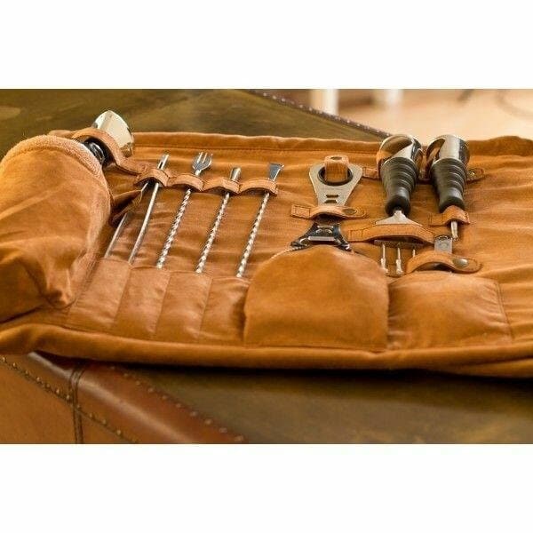 Bartender Kit Luxroll, Ãberbartools ❤ Kæmpe udvalg i Ãberbart ❤ Billig fragt og hurtig levering 2 - 5 hverdage - Varenummer: BAR-9760 / Ean: '9343786002679 på lager - Udsalg på Barudstyr Barværktøj Barsæt Spar op til 53% - Over 434 design brands på udsalg